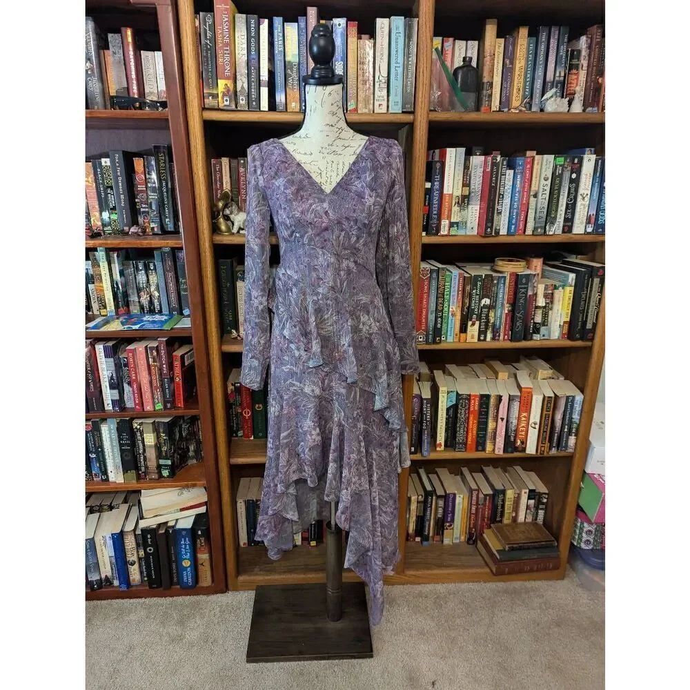 $595 MARCHESA NOTTE Long Sleeve Asymmetric Tulle Cocktail Dress Size 4 Lilac